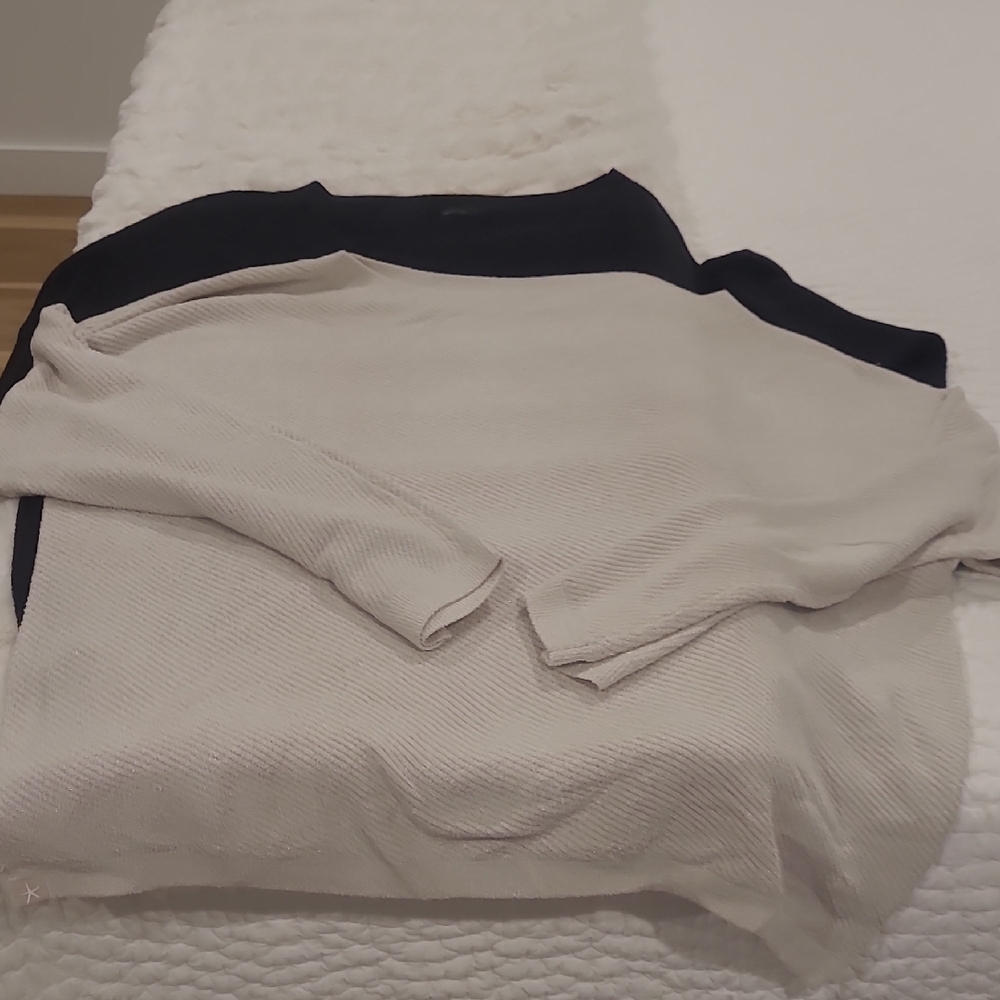 Barefoot Dreams Taupe And Black 1x Sweater Lot NWOT